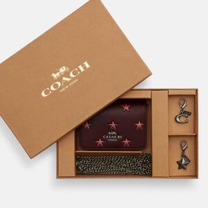 NWT Coach Boxed Mini Wallet On A Chain With Star Print Charms Merlot Gunmetal